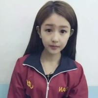 她叫吴优我相信不止我一个人喜欢她。 希望我有足够的幸运能