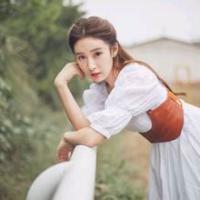 就沉默 和娼妓睡觉。 难得晴，难得雨，难得