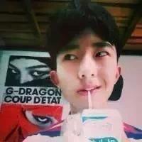 青梅枯萎竹马老去从此我爱上的人都像你 喜欢你的笑，想要你爱