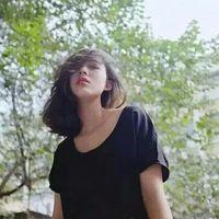 Lin. 诗和远方，越走越脏。
