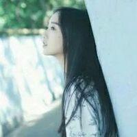 Lin. 诗和远方，越走越脏。