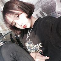 砸，标题。 喜怒形于色是需要资本