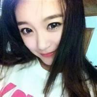 再简陋的校园里也有美