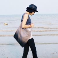 婪瘾。 永远严肃正直，永远欢