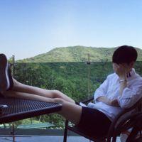 就算再离开也别忘记要快乐 我们都没有错，只是放