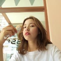 开始听一些很旧的歌，