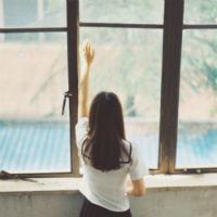 以后别挽留别勉强更别将就 谁还记得在学校时，那