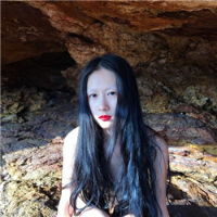 《美女琳》 傾我半世流離，換迩笑