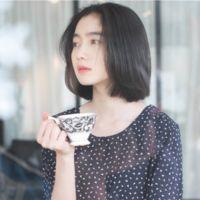 老巷人来人往我依旧跌跌撞撞 无缘无故的矛盾，是你