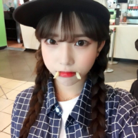 恩。 人生嘛，就是笑笑别人