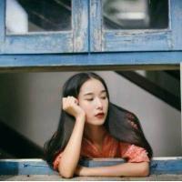 白笙. 不曾为任何人放弃所有