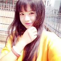 女 两个人在一起，不是所