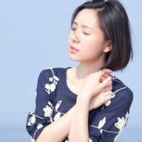 春风十里不如你. 有时像患了忧郁症一样