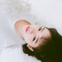 自言自语，自作自受，