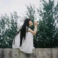 黑头发白衬衫 以后关于我的世界，你