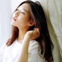 纤骨：我吹过清风喝过烈酒爱过你 不必隐瞒全世界独自坐