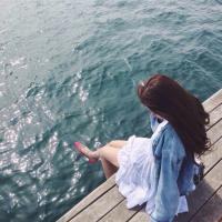 长发女神ing`~ 每当我错过一个女孩，