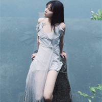 Fading is true while flowering is past. 有时，其实忘记一个人