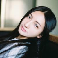 她们 如果眼泪可以承载忧伤