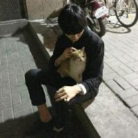 《梁惠子》 ▲我紧抱着回忆说永远