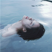 夏 一个人至少拥有一个梦