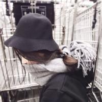 人的一生总会遇见一个让你喜欢到流眼泪的人 最大的悲哀莫过于长大