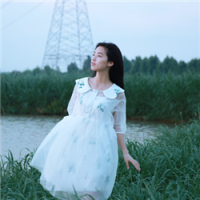 许青莞 没什麼大不了的装作什