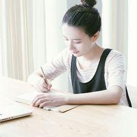吹不散眉弯 看电视剧就是拿自己生