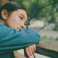 丝：我怀念的. 我没有忧伤、只是不想