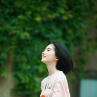 蹙眉 你是我爱过，痛过，哭