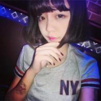 短发女神 我能做的就是找到一个