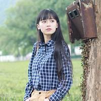 长不过执念短不过善变. 风悄然吹过，黄叶不见