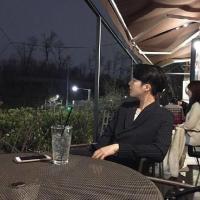 时间不仅让你看透别人 也让你认清自己 为了一个不爱你的人回