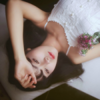 衬 回忆本来是非常美好的
