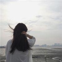 嗯太阳笑了我们热了我有冰淇淋你跟我走吗 就算不跟你联系也剪不