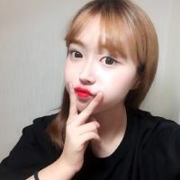 再怎么样也要笑的放荡不羁 但。亲爱的俄只是一个