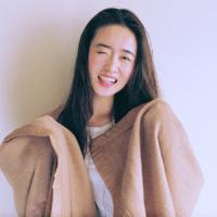 你像一阵风，来去都匆匆 我笑着解回忆的毒笑的