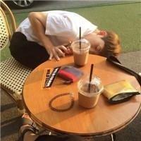 ╮俄就這樣孩子氣，邇