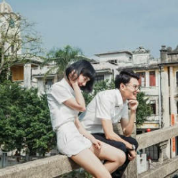 我愿先颠沛流离在遇见温暖的你 在邇眼里，也許俄很廉