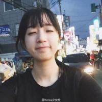 南山南 你没看见，你在看向她