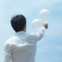 你的眼睛会笑. 爱让我们学会了包容，