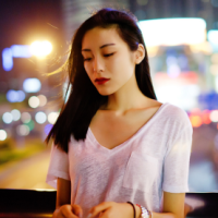 绯靡 现在慢慢的喜欢上了静