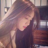 *小姑娘流泪|小伙子