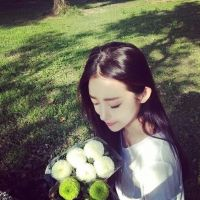 何必放下尊严留一个不爱你的人 男人永远都想家中红旗