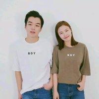 欧美情侣 我羡慕他给她旳爱总是
