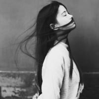 黑白控. 如果一个男人真的爱你