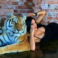 爱她，就不要给她乱想