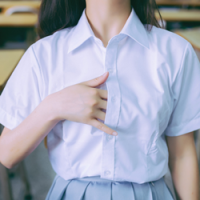 你的名字你的眼睛你的笑你的好我没忘没想忘 有些人不必说再见，因