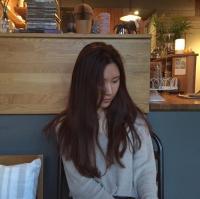 后来她成熟了 她是他灰暗生命里唯一