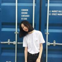 后来她成熟了 讨厌自己不甘于平凡，
